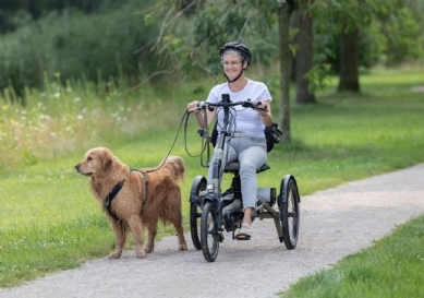Van Raam Easy Rider Compact - dame met hond